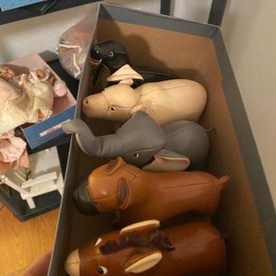 Tomi Vinyl Animals