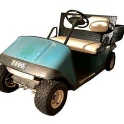 Medalist EZ Go Textron Golf Cart 

Take a look at this fun transportation! 

Sold as-is for repair. When the key is turned nothing...