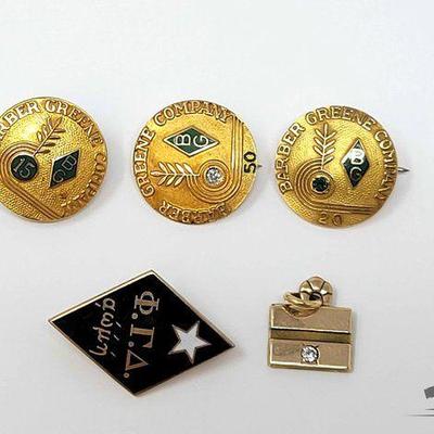 #650 • 10k Yellow Gold Diamond & Emerald Accent Pins, 12g
