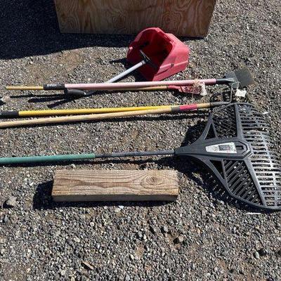 #83012 • Yard Tools
