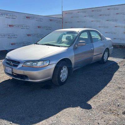 #176 • 1998 Honda Accord
