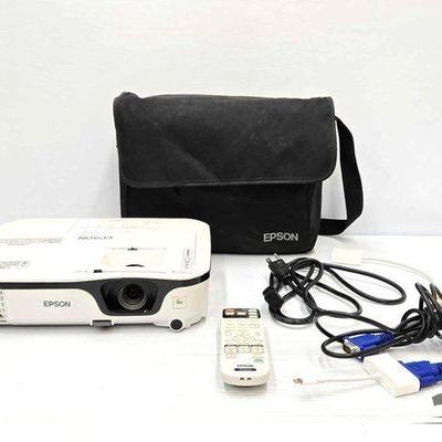 #950 • Epson Projector, Remote, Power Cords & Bag
