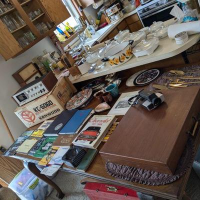 Estate sale photo