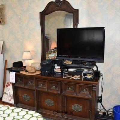 0940 bedroom b