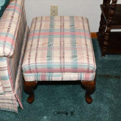 073 family room