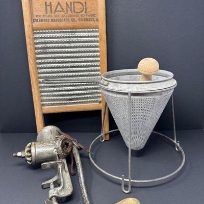 Vintage & Antique Kitchen & Laundry Tools	