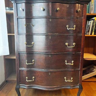 Regency Style Serpentine Front Chest of Drawers	