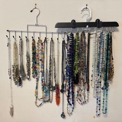 Mixed Stone, Glass Beads, & Vintage/Modern Necklaces - See Photos	
