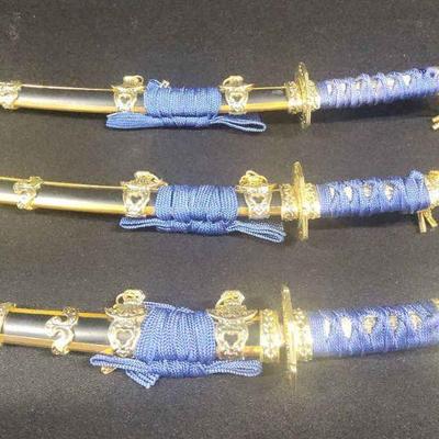 SCH213 - Miniature Blue & Gold Katana Sword Set