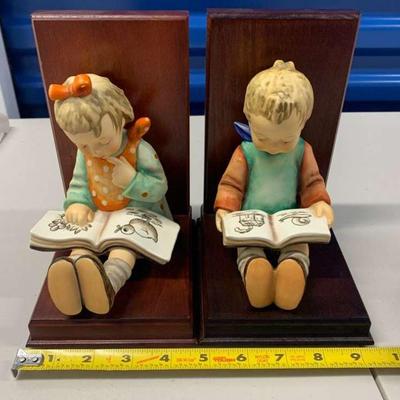 SCH508 Vintage M.I. Hummel Boy and Girl "Bookworms" Book Ends