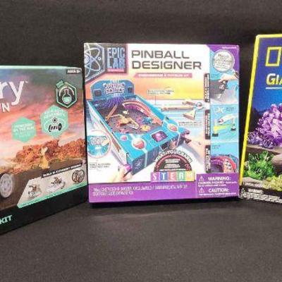 SCH119 - STEM Build Kits (3)