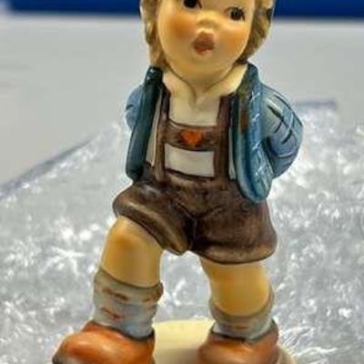 SCH512- Vintage Limited Edition M.I. Hummel Alpine Dancer 