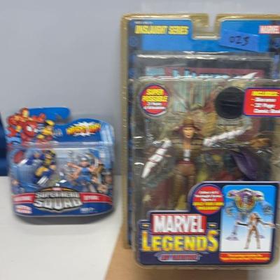 SCH023 -Marvel Figures