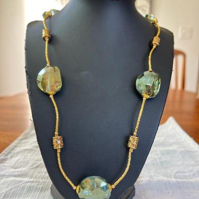 SCH401 Genuine Myrna Lee Chang Oval Faceted Crystal Necklace 
