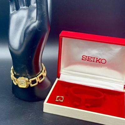 Women’s Seiko Vintage Watch With Box
