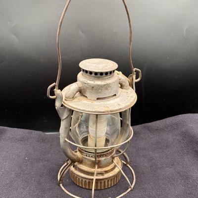 Dietz Vesta NY Lantern Lamp
