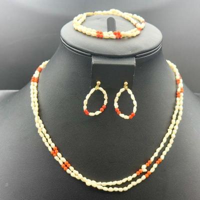 Pearl Jewelry Set With 14kt Gold Clasps-Read Description
