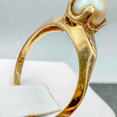 10K Gold Pearl Ring — Size 8.5
