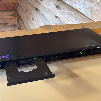 LG Blu-Ray Disk Player With Remote
