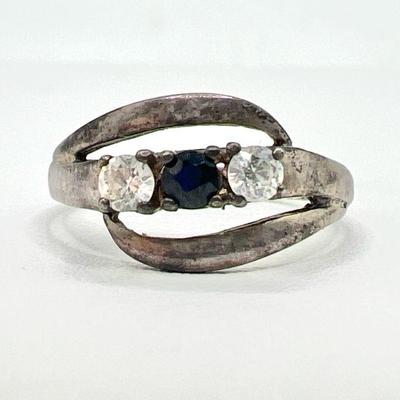 Sparkling Vintage Sterling Silver Ring Size 6.25
