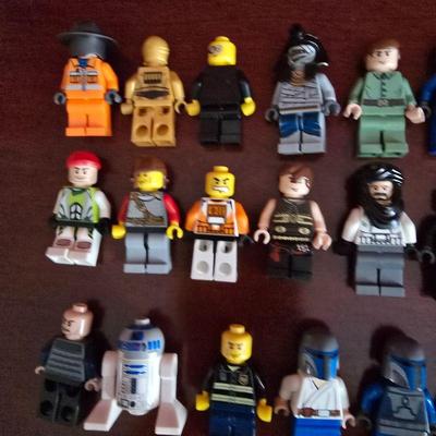 Lego figurines 