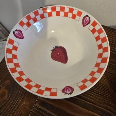 Strawberry bowls
