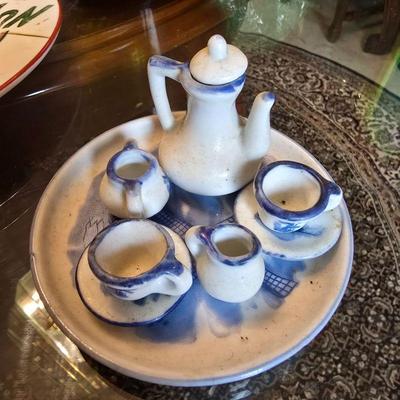 Mini tea sets 