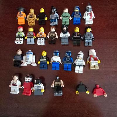 Lego figurines 