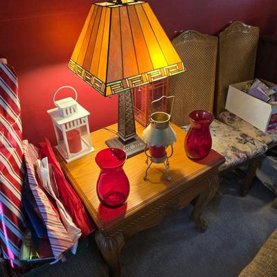 Candle lanterns Red Glass vases