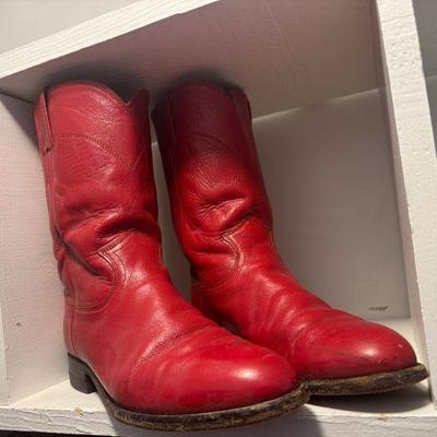 Pair Of Red Justin Cowboy Boots - Size 8B
