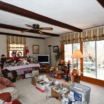 484 family room