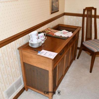 339 dining room