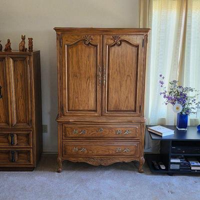 Vintage French Provincial Louis XV armoire
