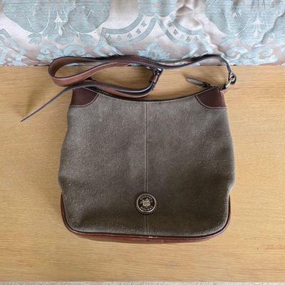 Dooney & Bourke purse (new)