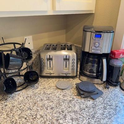 Cuisinart Coffee Maker Set, Toaster, Mugs & Accessories	