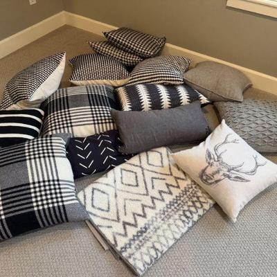 Decorative Throw Pillows - Variety of Patterns & Textures	