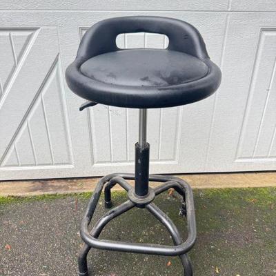 Ultra Cushioned Pneumatic Shop Stool - In Great Shape	