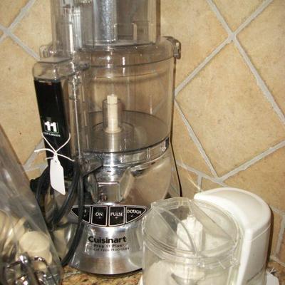 Sale Photo Thumbnail #49: Cuisinart Food Processor