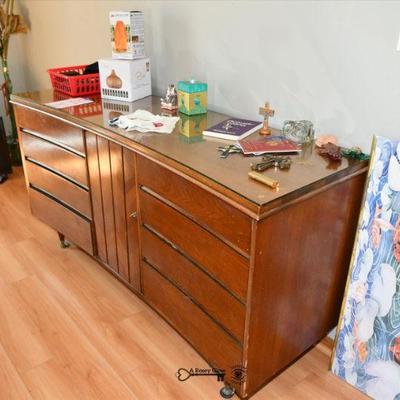 312 bedroom a