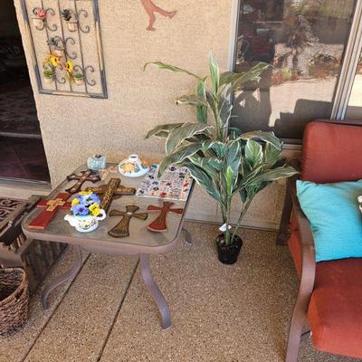 Outdoor Plants/Pottery/Art