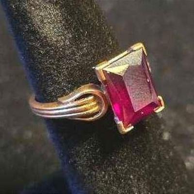 Garnet Ring
