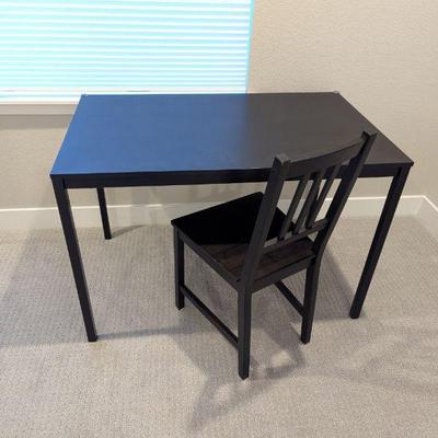 Lot #154 - Modern Black Desk and Chair Set