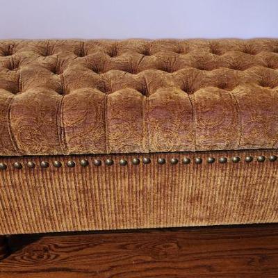 Tufted Puffed Studded Ottoman