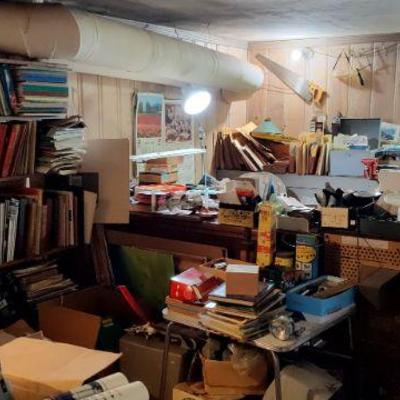 Estate sale photo