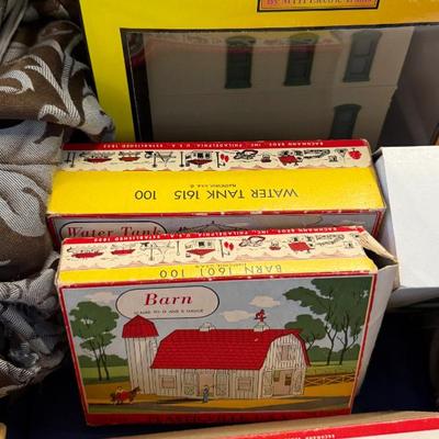 Sale Photo Thumbnail #544