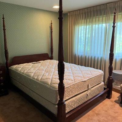 Rice Carved Four-Poster Bed + Simmons BackCare Mattress	