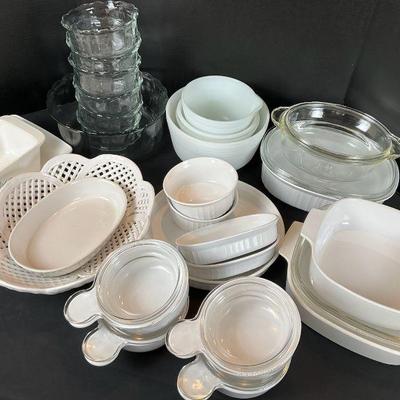 Corningware and pyrex bakeware collection
