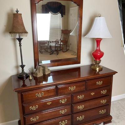 Dixie lexington 9 drawer dresser with mirror