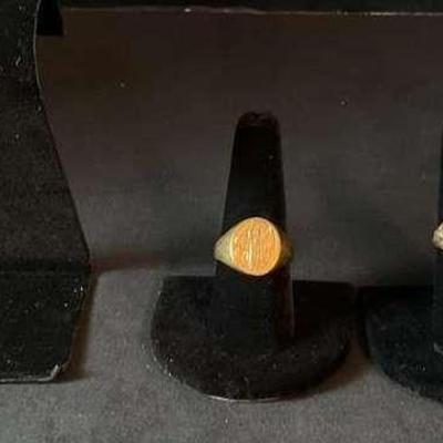 Gold jewelry collection