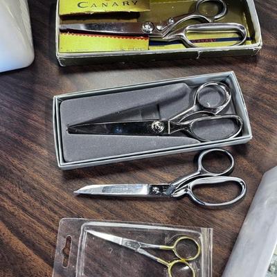 SEWING SCISSORS